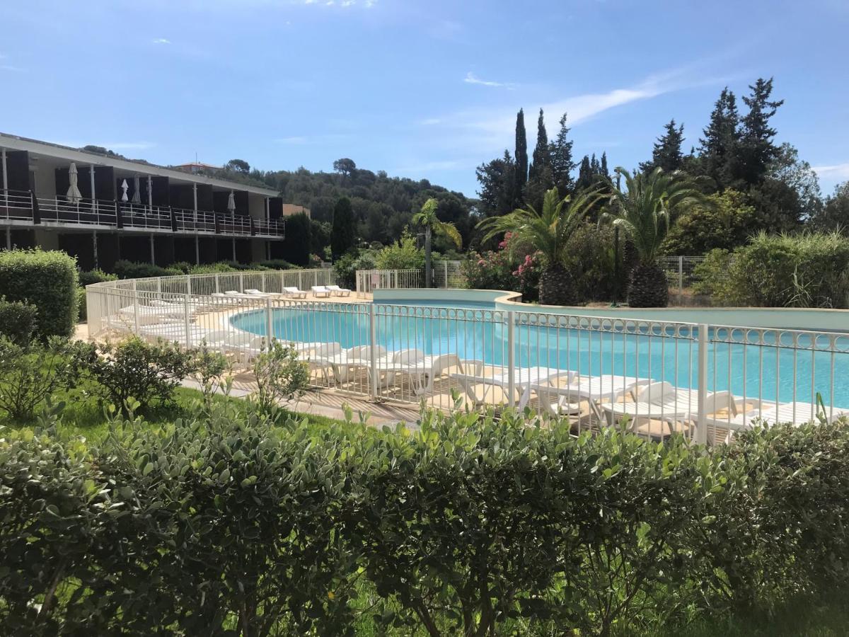 Les Terrasses Du Liouquet T2, Piscine , Parking , Mer A 150 M La Ciotat Kültér fotó